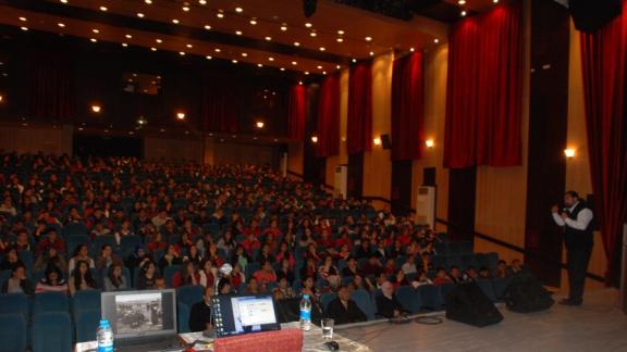 Ahmet Nedim KİLCİ tarafından 18 Mart Çanakkale Zaferinin 100. Yılında Çanakkale Ruhu Adlı Konferans verildi.