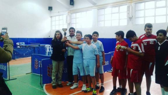 Karaburna Ortaokulu Masa Tenisi Turnuvasında Şampiyon Oldu.